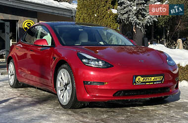 Седан Tesla Model 3 2023 в Львове