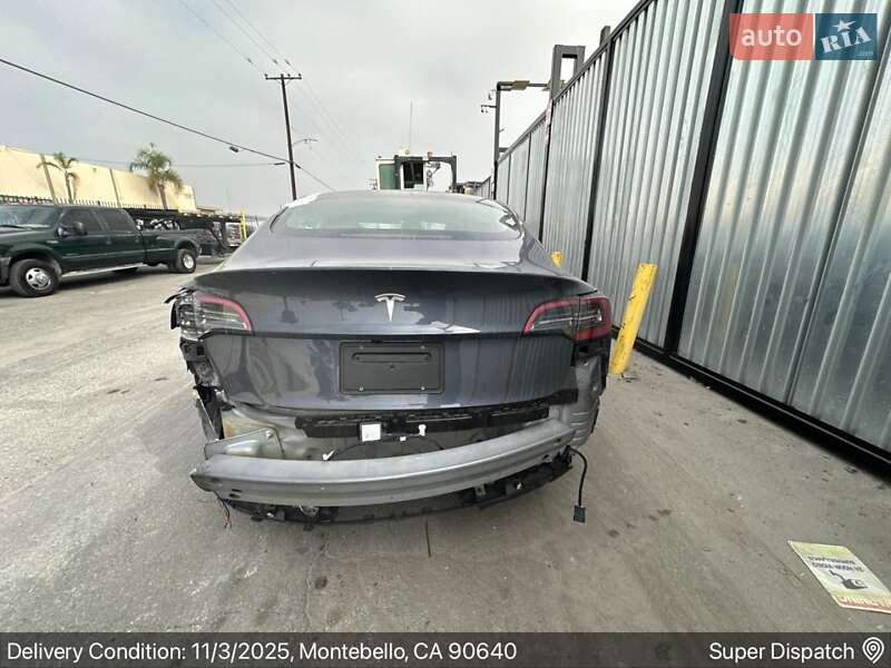 Седан Tesla Model 3 2023 в Белой Церкви