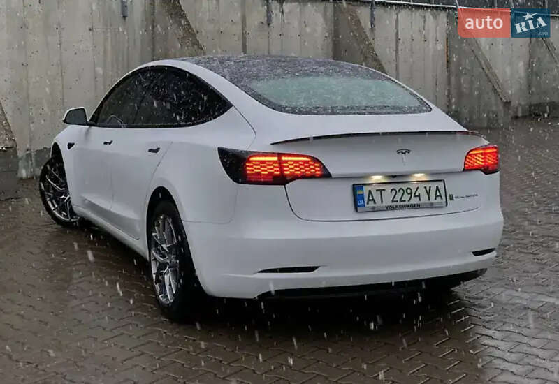 Седан Tesla Model 3 2021 в Тернополе фото 5 Седан Tesla Model 3 2021 в Тернополе