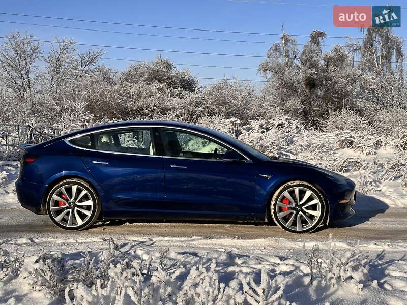 Седан Tesla Model 3 2018 в Киеве фото 10 Седан Tesla Model 3 2018 в Киеве