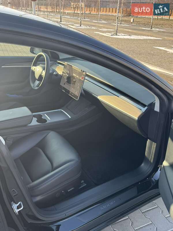 Седан Tesla Model 3 2022 в Ізмаїлі фото 12 Седан Tesla Model 3 2022 в Ізмаїлі