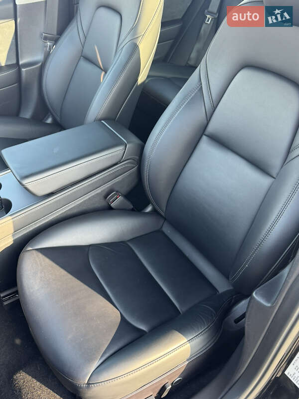 Седан Tesla Model 3 2022 в Ізмаїлі фото 19 Седан Tesla Model 3 2022 в Ізмаїлі