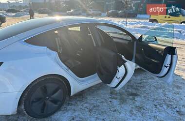 Седан Tesla Model 3 2019 в Ирпене