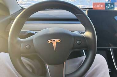 Седан Tesla Model 3 2019 в Ирпене
