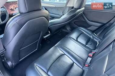 Седан Tesla Model 3 2022 в Луцке