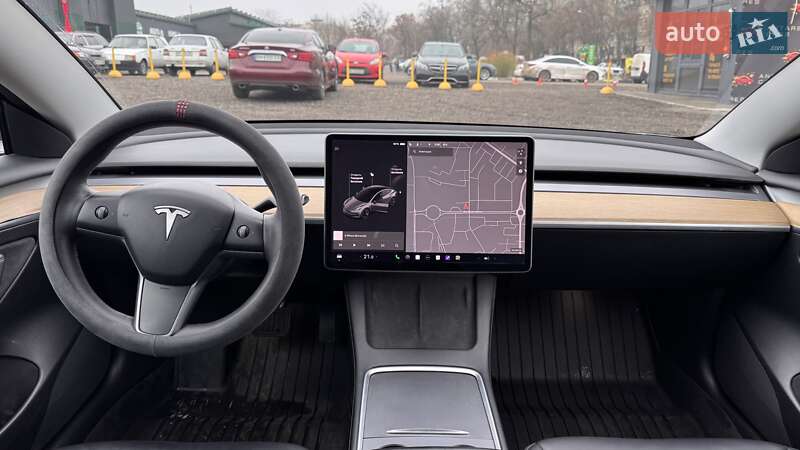 Седан Tesla Model 3 2021 в Запорожье