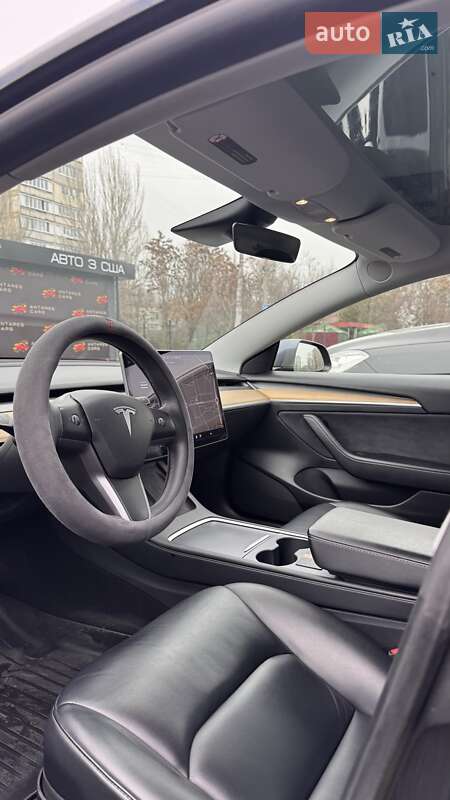 Седан Tesla Model 3 2021 в Запорожье