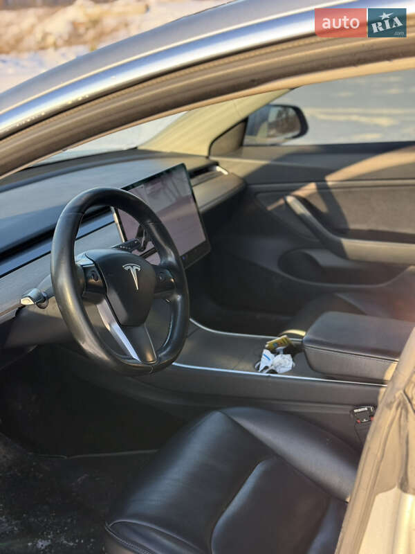 Седан Tesla Model 3 2018 в Житомирі фото 10 Седан Tesla Model 3 2018 в Житомирі