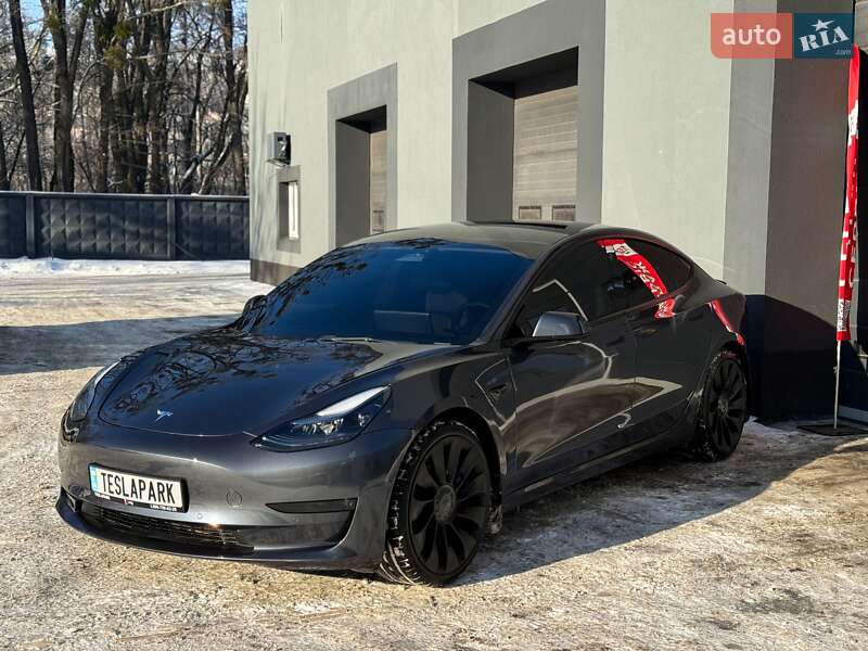 Седан Tesla Model 3 2022 в Киеве фото 4 Седан Tesla Model 3 2022 в Киеве
