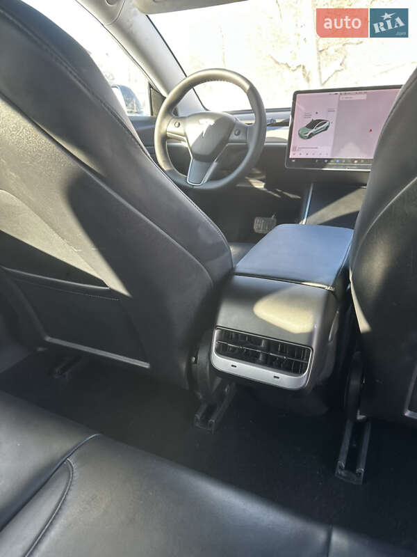 Седан Tesla Model 3 2020 в Тернополе фото 20 Седан Tesla Model 3 2020 в Тернополе