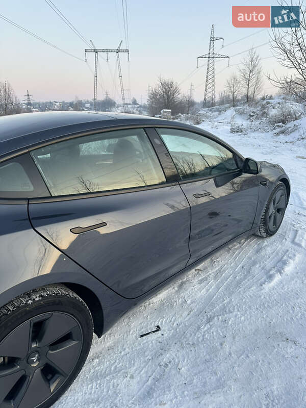 Седан Tesla Model 3 2023 в Києві фото 14 Седан Tesla Model 3 2023 в Києві