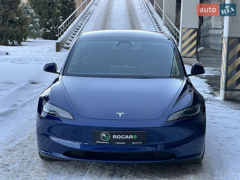 Седан Tesla Model 3 2024 в Киеве фото 6 Седан Tesla Model 3 2024 в Киеве