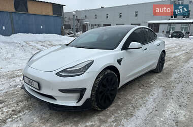 Седан Tesla Model 3 2019 в Харкові