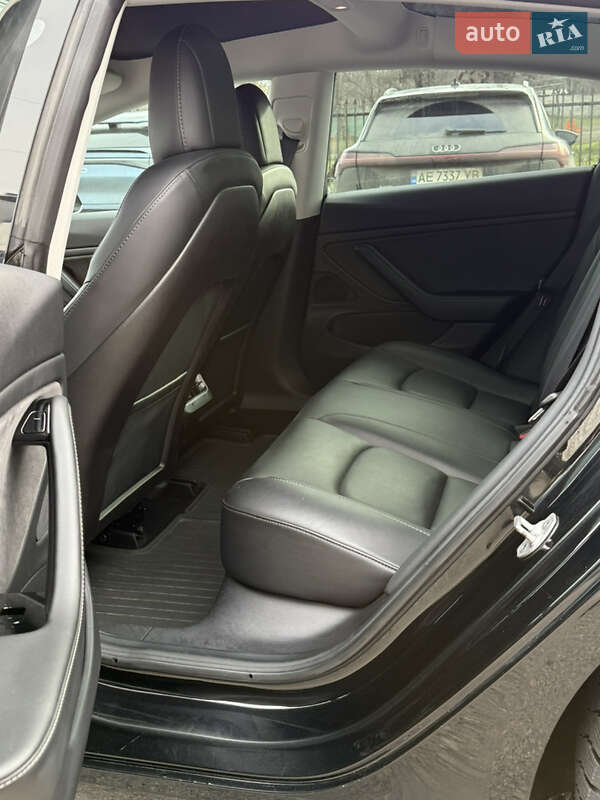 Седан Tesla Model 3 2019 в Днепре фото 15 Седан Tesla Model 3 2019 в Днепре