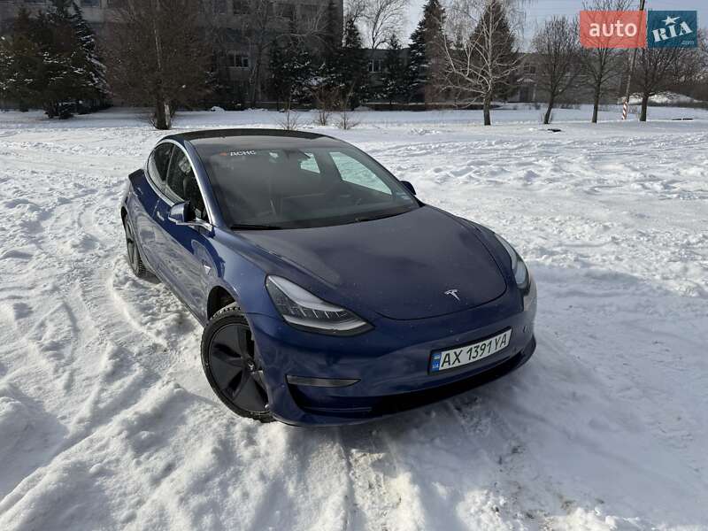 Седан Tesla Model 3 2019 в Харькове