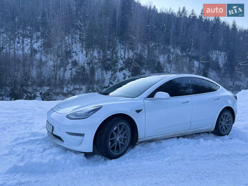 Седан Tesla Model 3 2019 в Борисполе фото 6 Седан Tesla Model 3 2019 в Борисполе