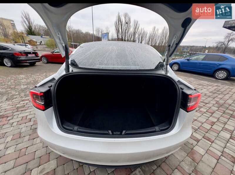 Седан Tesla Model 3 2021 в Вінниці фото 22 Седан Tesla Model 3 2021 в Вінниці