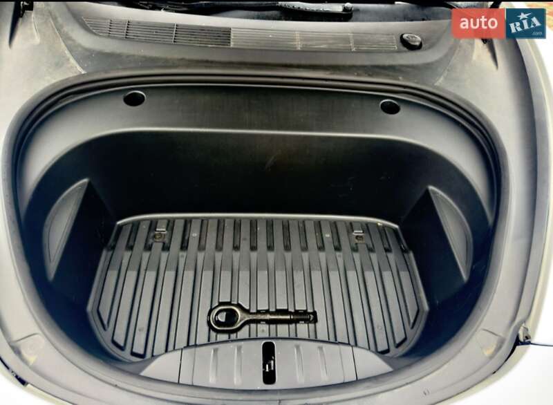 Седан Tesla Model 3 2021 в Вінниці фото 27 Седан Tesla Model 3 2021 в Вінниці