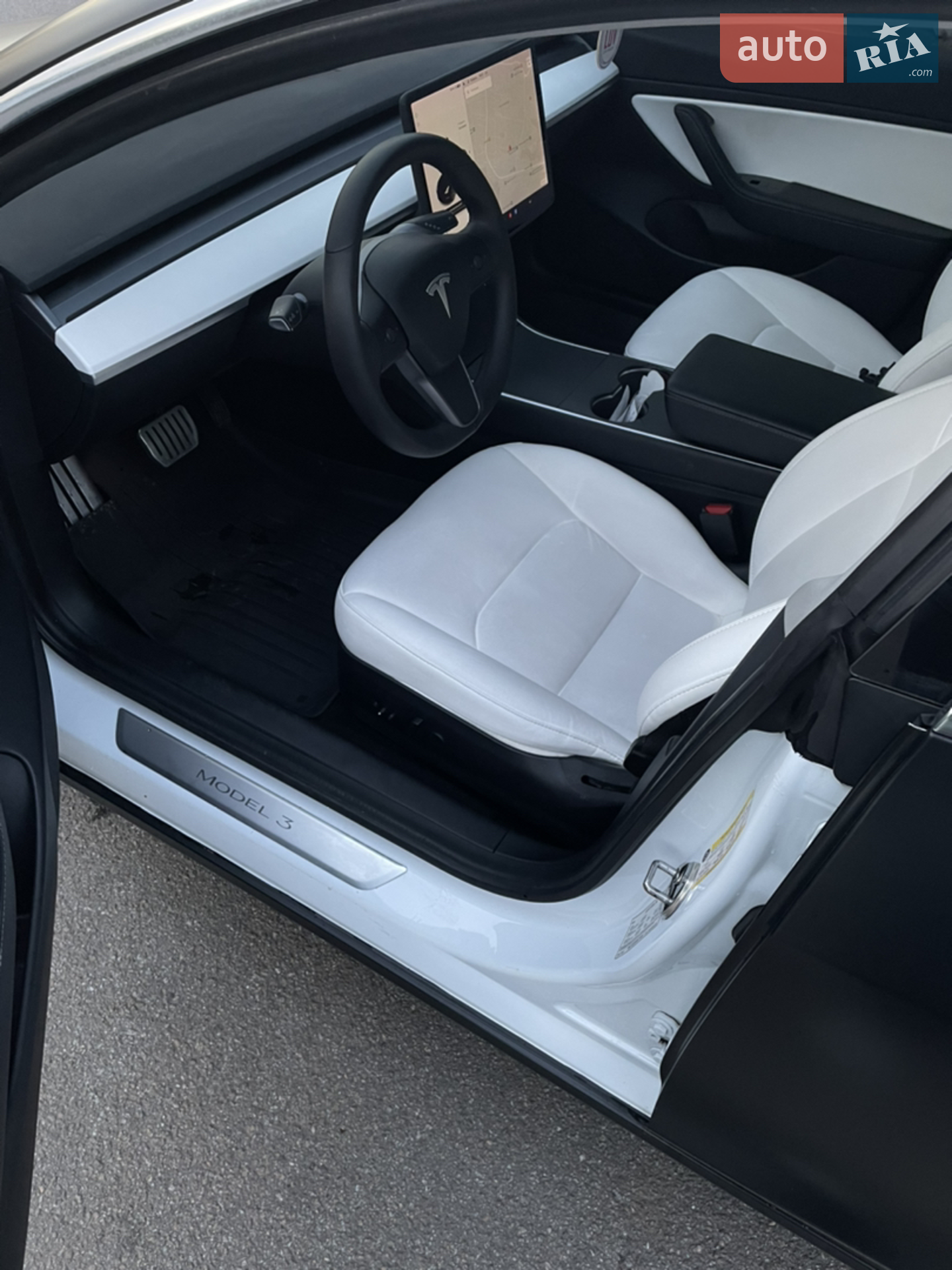 2020 Tesla Model 3 - мініатюра 10