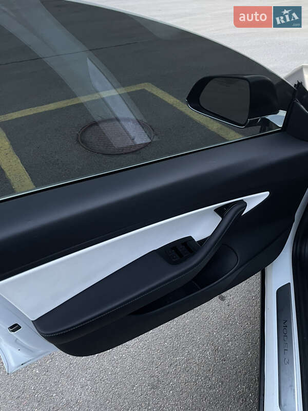 Седан Tesla Model 3 2020 в Львове фото 13 Седан Tesla Model 3 2020 в Львове
