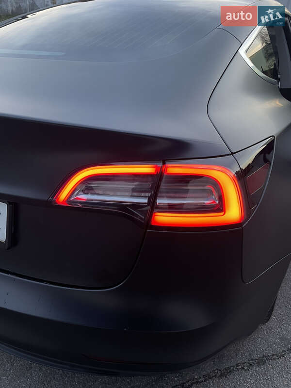 Седан Tesla Model 3 2020 в Львове фото 32 Седан Tesla Model 3 2020 в Львове