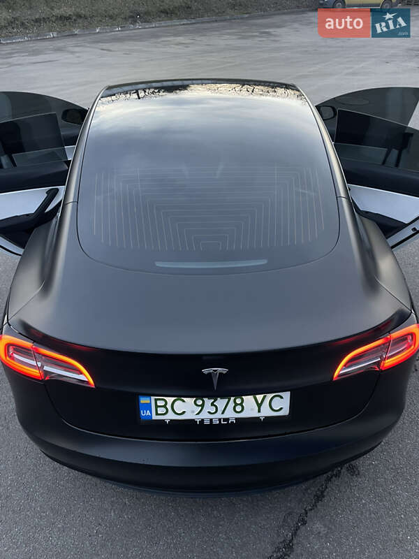 Седан Tesla Model 3 2020 в Львове фото 31 Седан Tesla Model 3 2020 в Львове