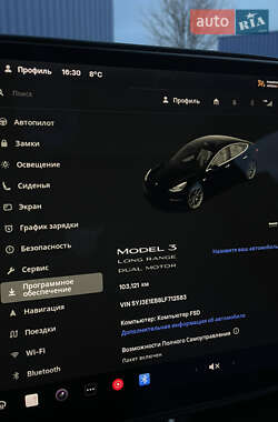 Седан Tesla Model 3 2020 в Львове