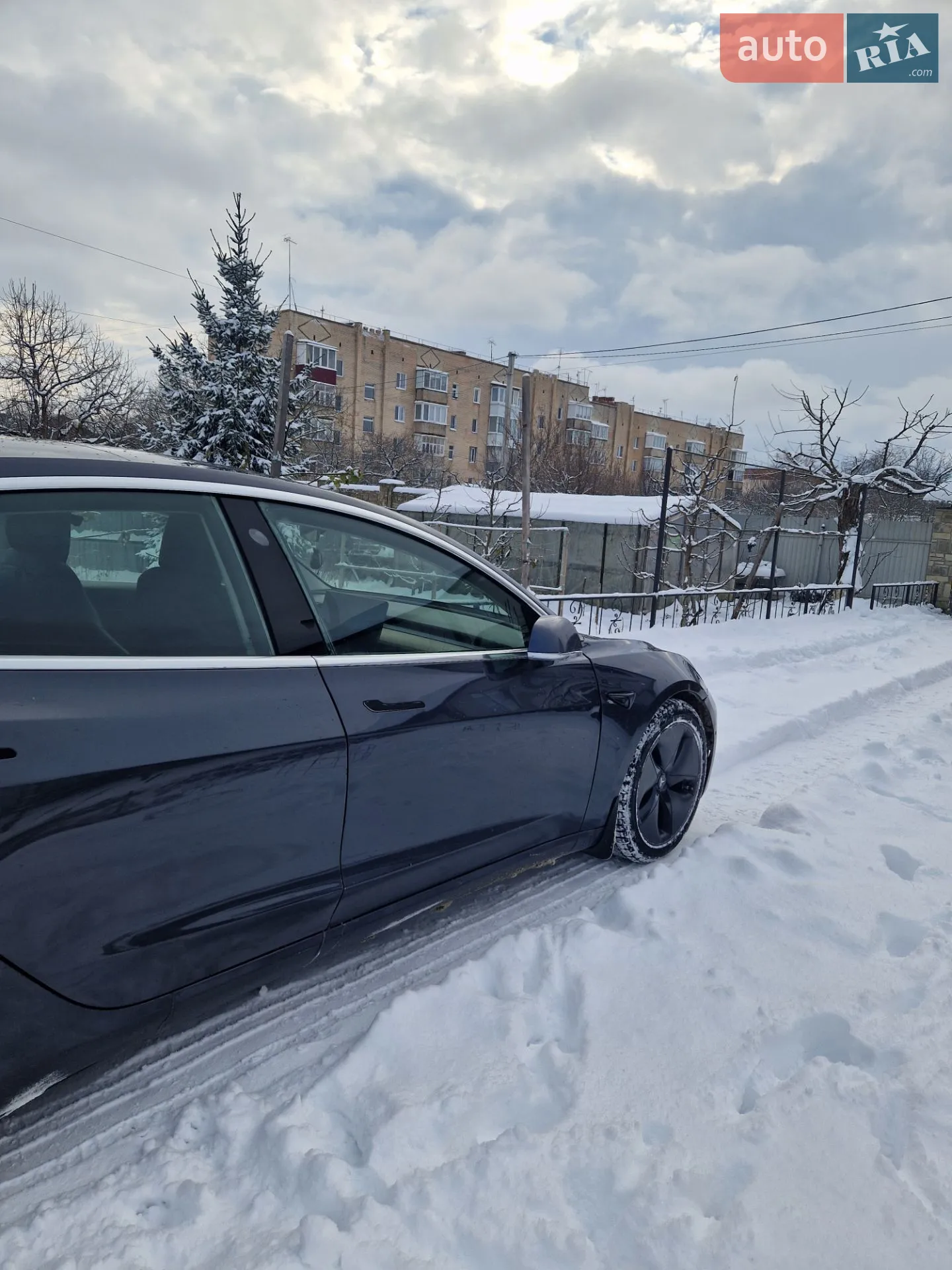 2019 Tesla Model 3 - мініатюра 3