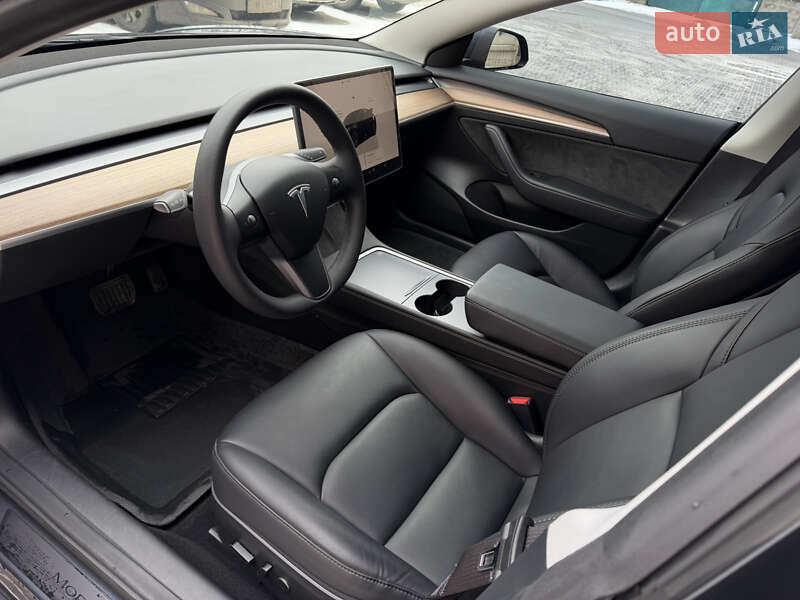 Седан Tesla Model 3 2023 в Одессе фото 14 Седан Tesla Model 3 2023 в Одессе