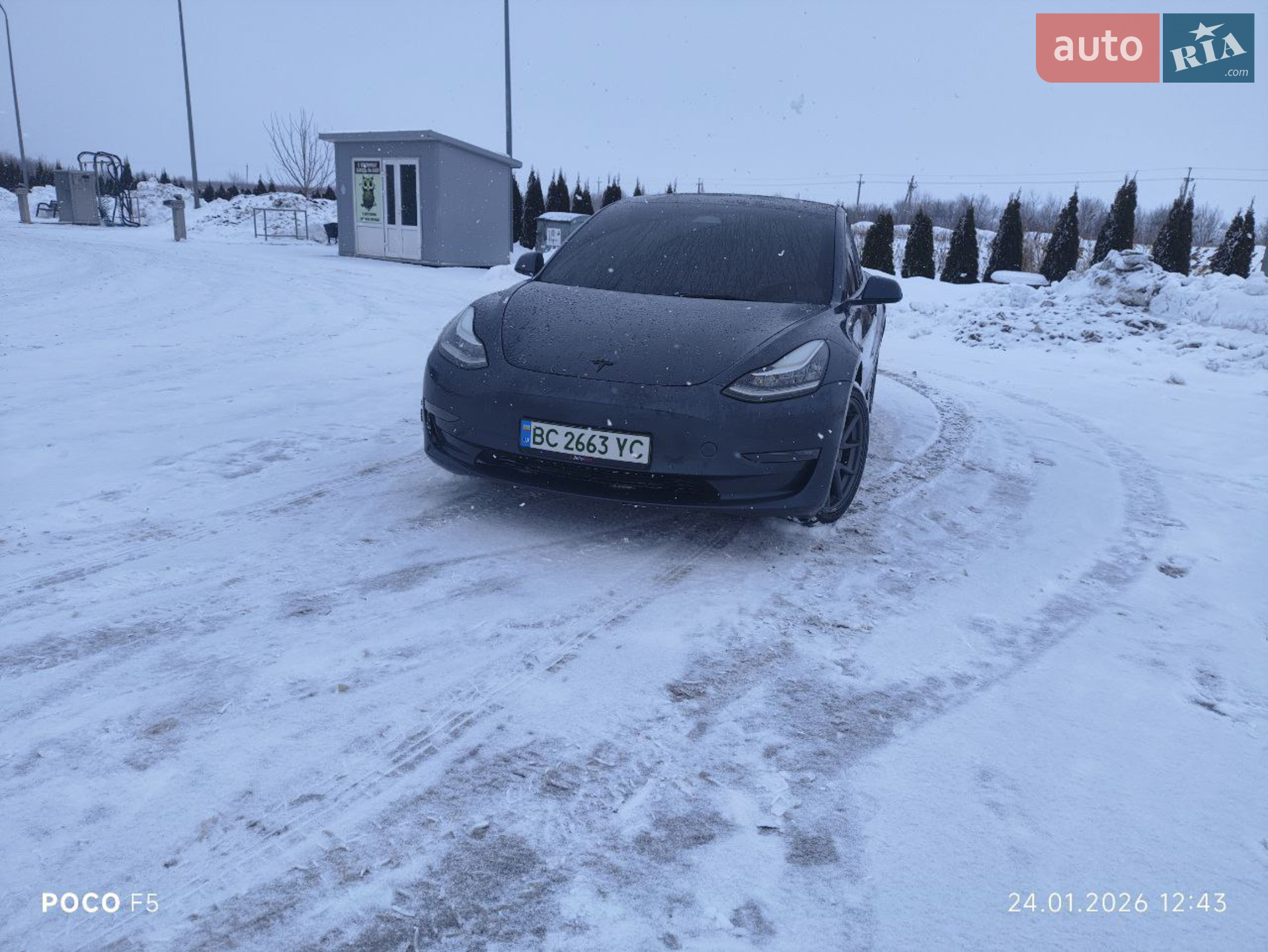 2022 Tesla Model 3 - мініатюра 10