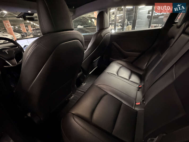 Седан Tesla Model 3 2019 в Киеве фото 8 Седан Tesla Model 3 2019 в Киеве
