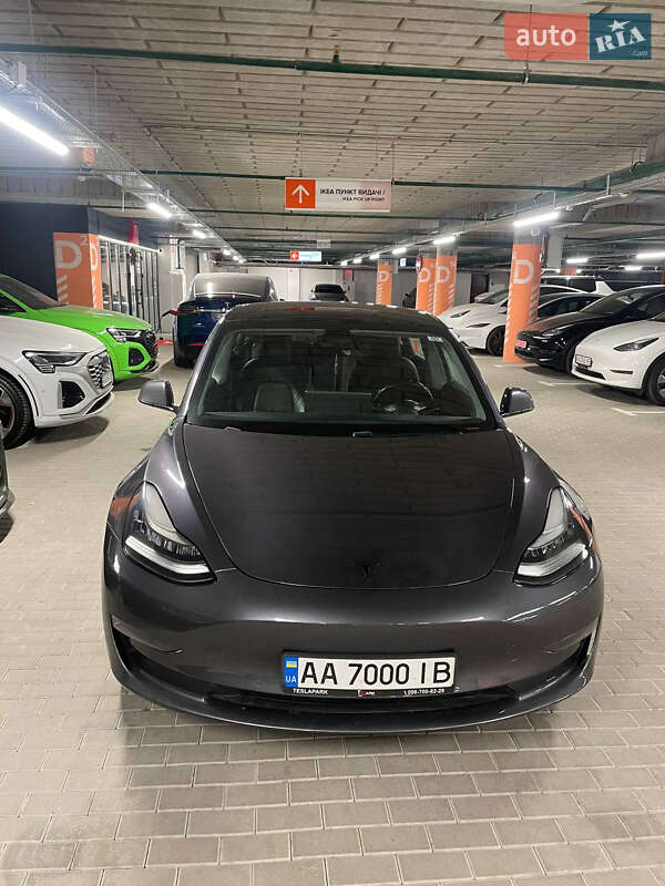 Седан Tesla Model 3 2019 в Киеве фото 7 Седан Tesla Model 3 2019 в Киеве