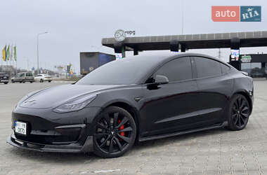 Седан Tesla Model 3 2018 в Николаеве
