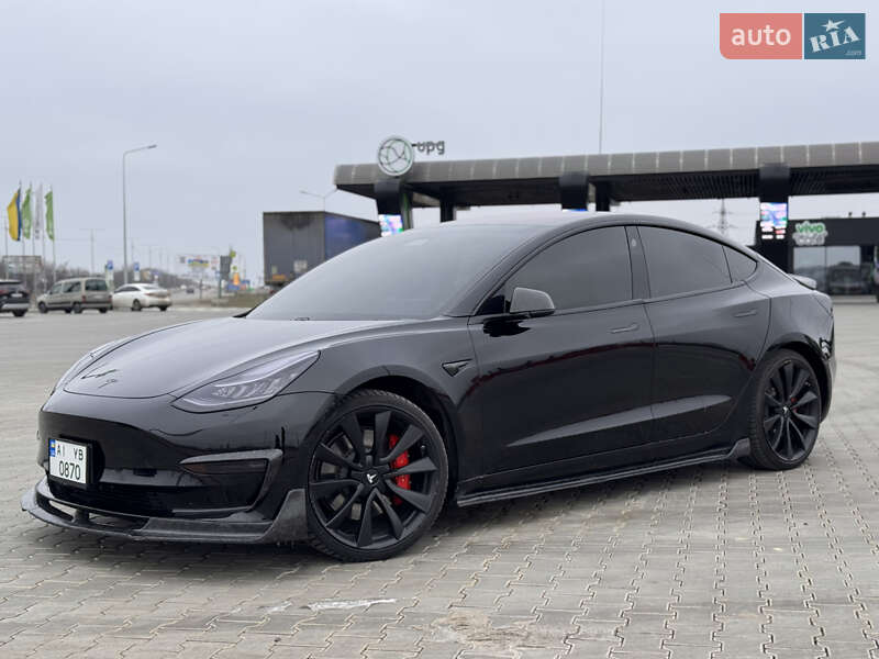 Седан Tesla Model 3 2018 в Николаеве