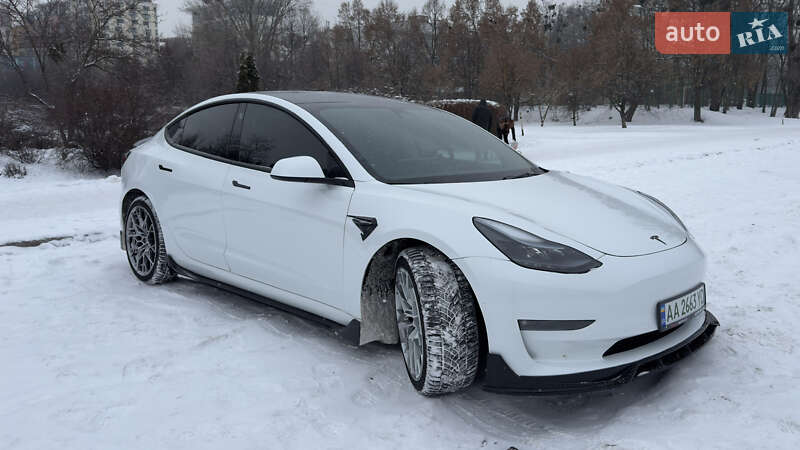 Седан Tesla Model 3 2022 в Киеве фото 6 Седан Tesla Model 3 2022 в Киеве