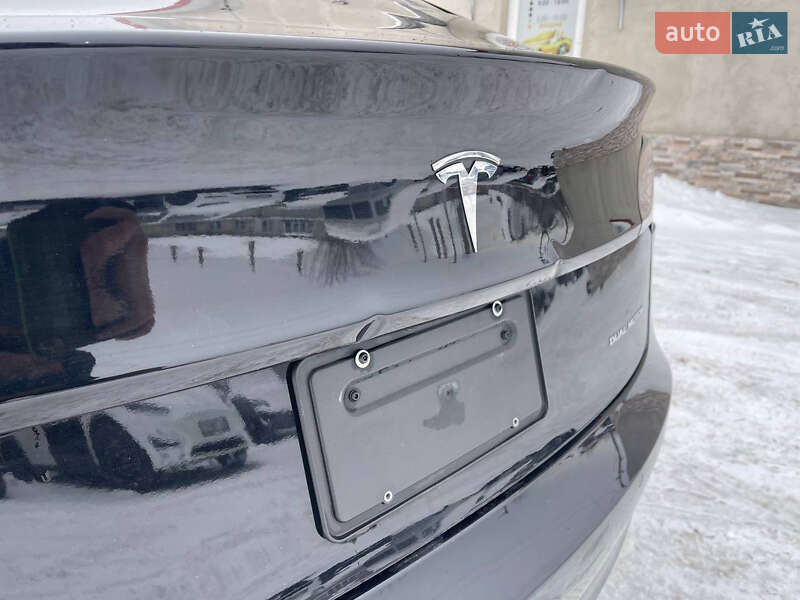Седан Tesla Model 3 2022 в Луцьку фото 10 Седан Tesla Model 3 2022 в Луцьку