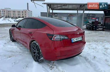 Седан Tesla Model 3 2022 в Львове