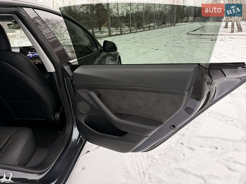 Седан Tesla Model 3 2022 в Кременчуці фото 32 Седан Tesla Model 3 2022 в Кременчуці