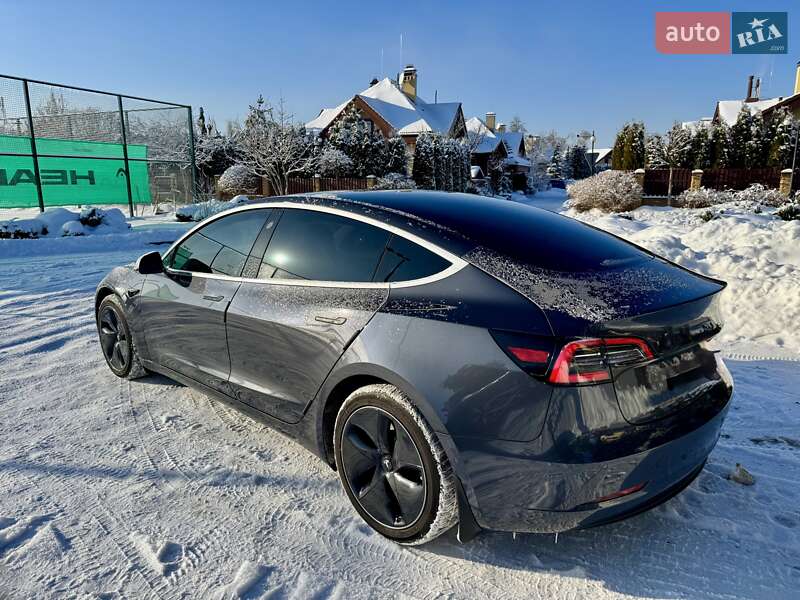 Седан Tesla Model 3 2019 в Киеве фото 3 Седан Tesla Model 3 2019 в Киеве