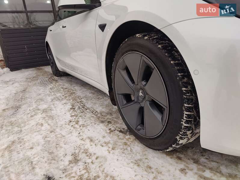 Седан Tesla Model 3 2021 в Киеве фото 28 Седан Tesla Model 3 2021 в Киеве