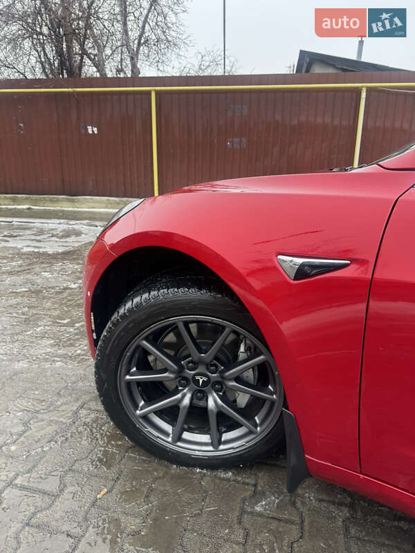 Седан Tesla Model 3 2018 в Одессе