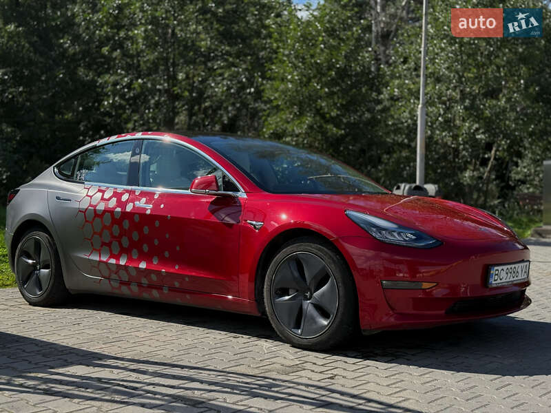 Tesla Model 3 2018 Tesla Model 3 2018