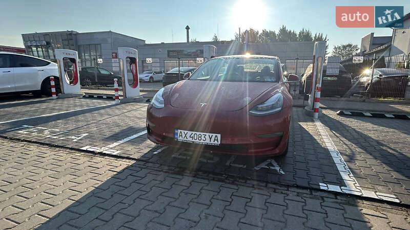 Седан Tesla Model 3 2019 в Киеве фото 6 Седан Tesla Model 3 2019 в Киеве