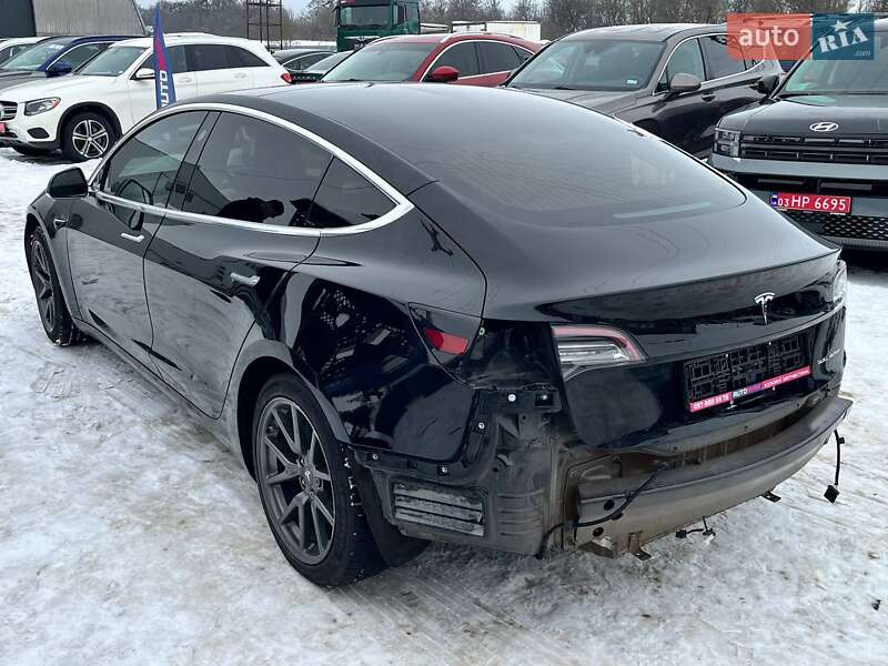 Седан Tesla Model 3 2018 в Луцьку