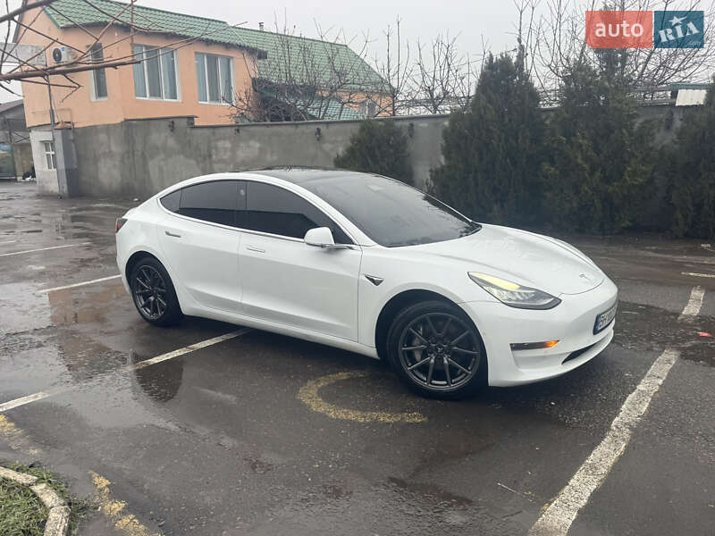 Tesla Model 3 2018 Tesla Model 3 2018