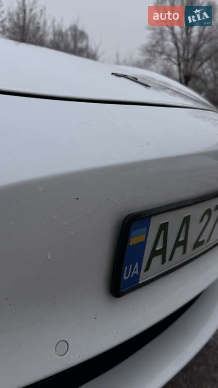 Седан Tesla Model 3 2022 в Києві