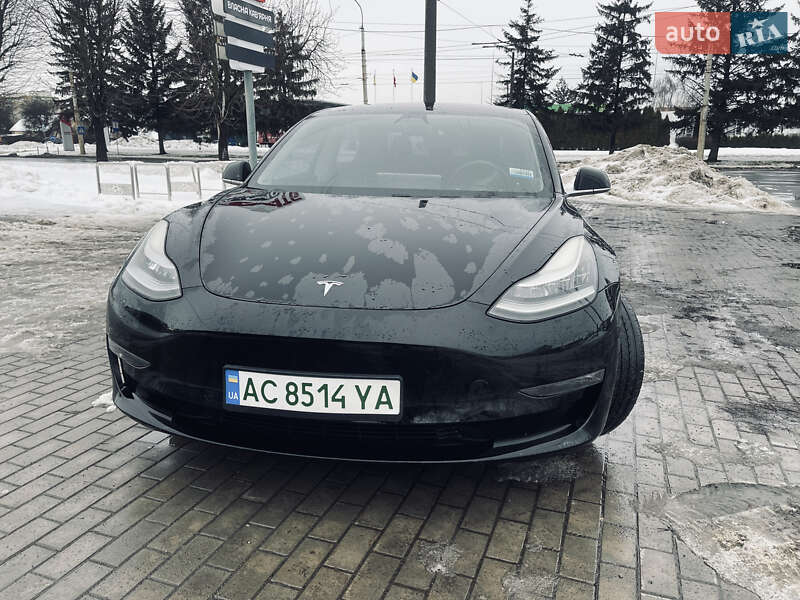 Седан Tesla Model 3 2018 в Луцьку