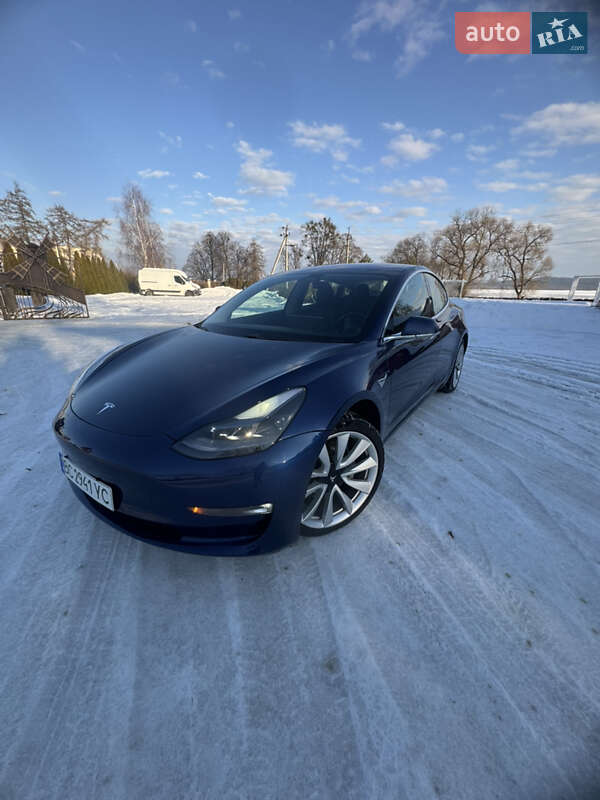 Седан Tesla Model 3 2018 в Львові фото 11 Седан Tesla Model 3 2018 в Львові