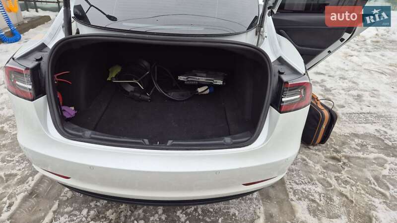 Седан Tesla Model 3 2022 в Луцьку фото 18 Седан Tesla Model 3 2022 в Луцьку