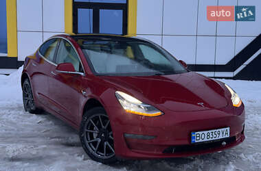 Седан Tesla Model 3 2019 в Тернополе